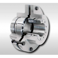 RINGSPANN 生產(chǎn)與銷售各種類型的聯(lián)軸器，適用于多行業(yè)應(yīng)用